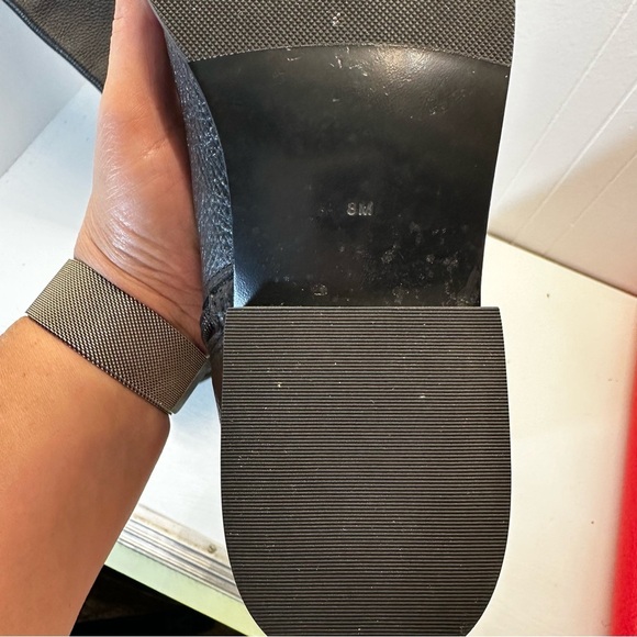 Tory Burch Brook Buckle Tall Riding Boot Pebble Leather Gold Buckle Full Zip W8 - Picture 9 of 16